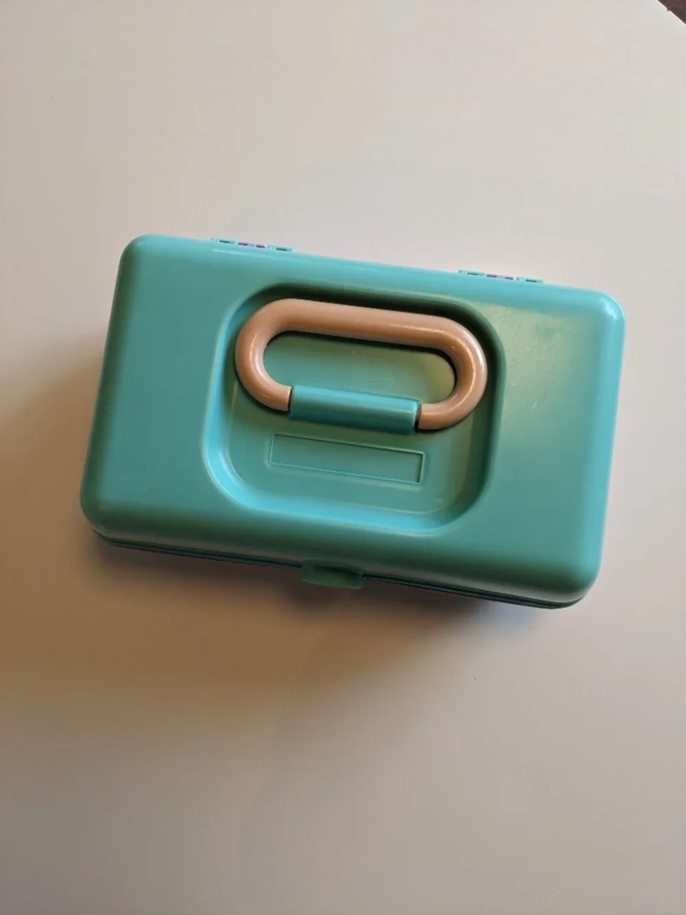 Caboodles Pretty in Petite Case